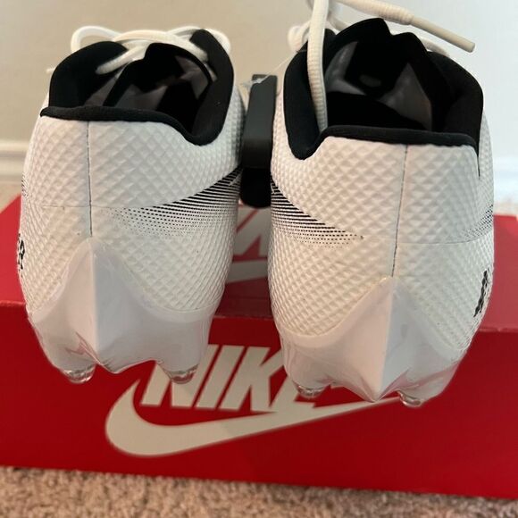 Nike Vapor Edge Speed 360 Football Cleats - Picture 5 of 9